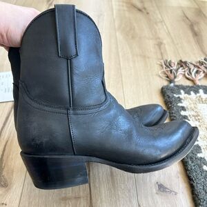 Alvie’s western bootie - 8.5 EUC